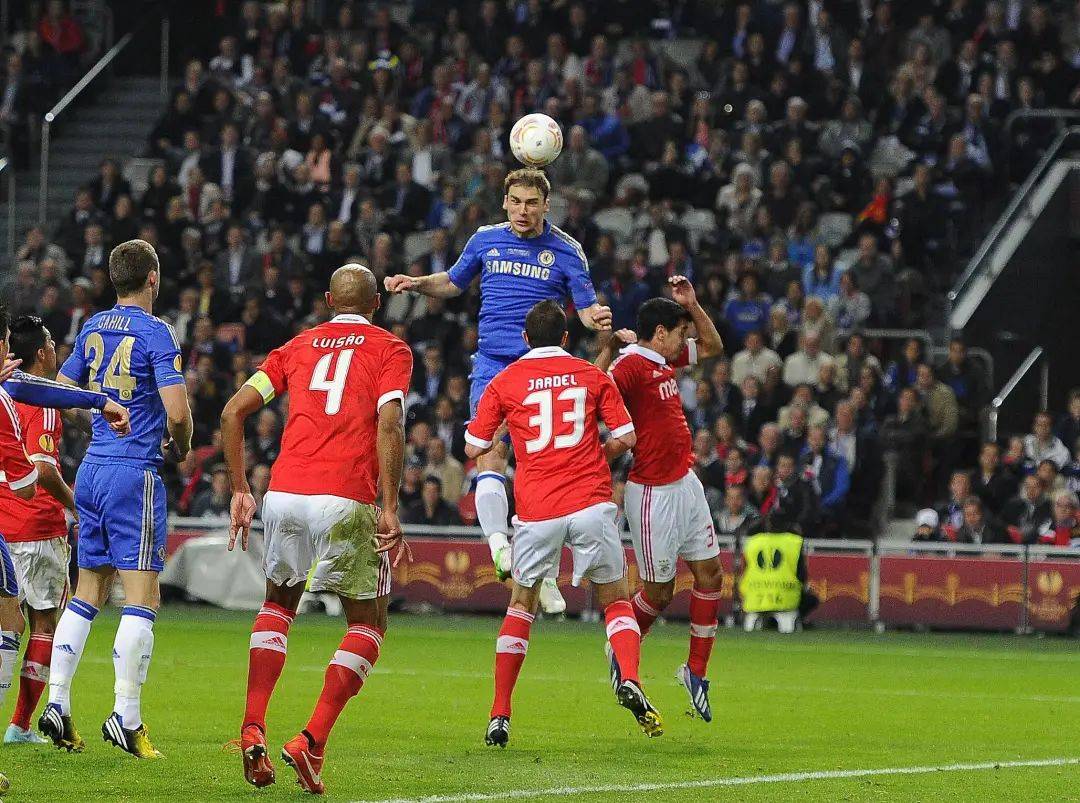 英雄联盟官网-赛前切尔西战术微调：NBA季后赛节点到来；底气十足；团队化学反应显著的简单介绍